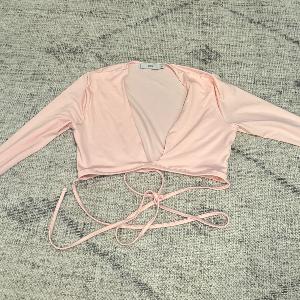 Long sleeve going out top